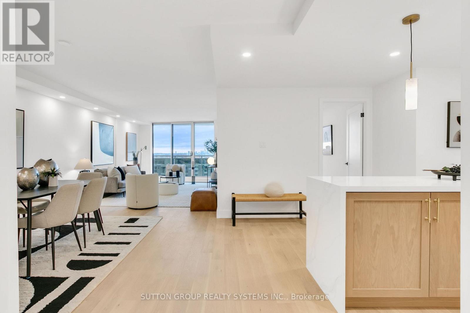 2107 - 820 Burnhamthorpe Road, Toronto, Ontario  M9C 4W2 - Photo 3 - W12488456