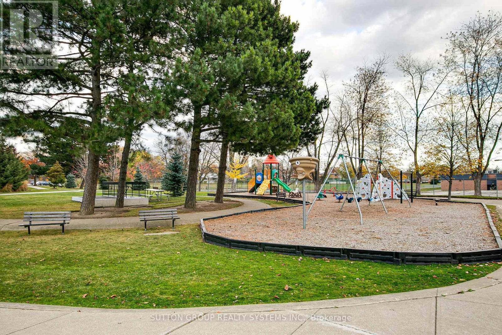 2107 - 820 Burnhamthorpe Road, Toronto, Ontario  M9C 4W2 - Photo 38 - W12488456