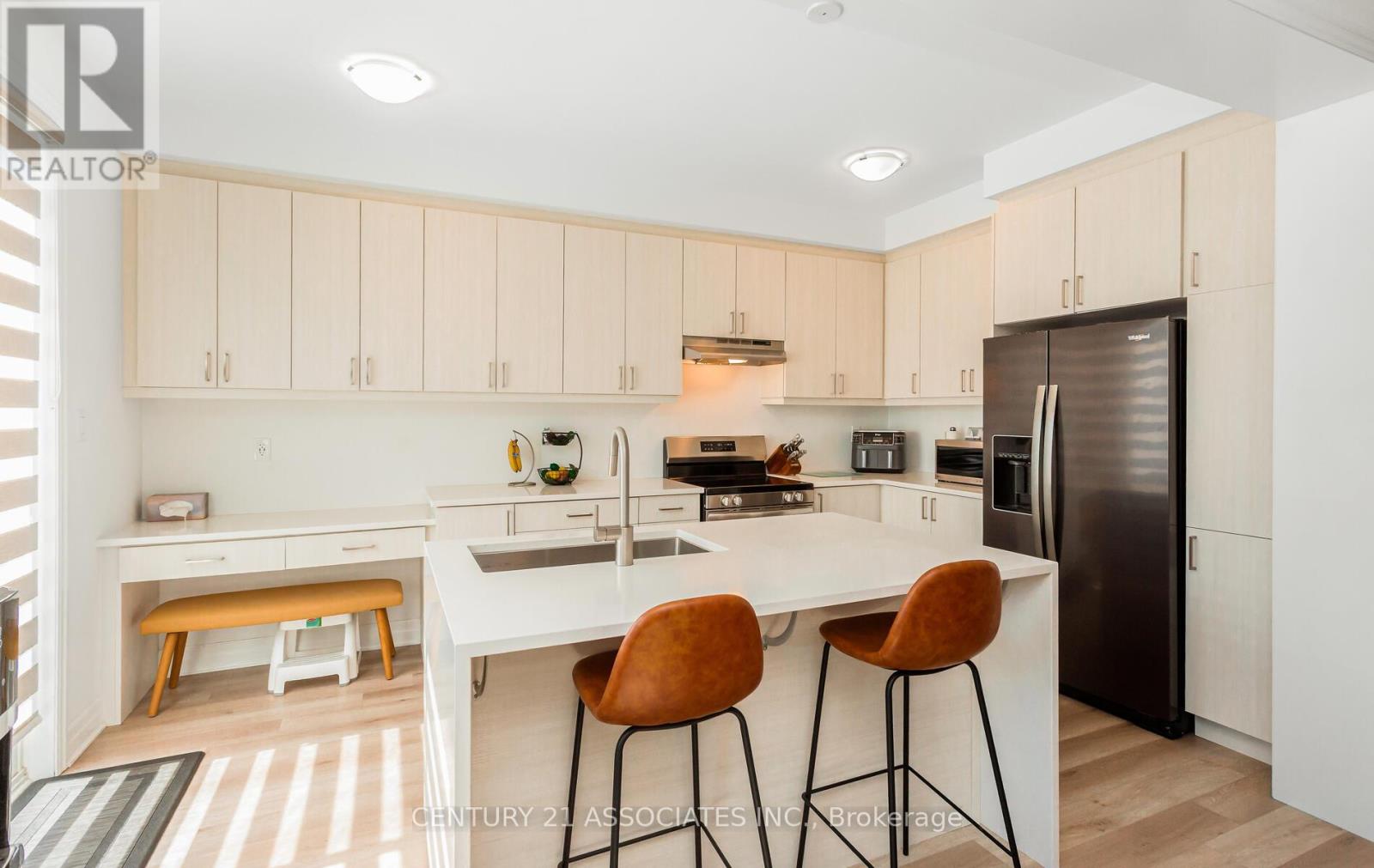 1796 Thames Circle, Milton, Ontario  L9E 1Y9 - Photo 17 - W12488464