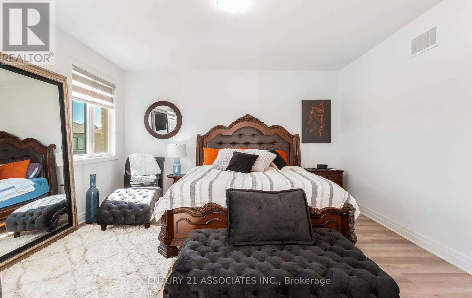 1796 Thames Circle, Milton, Ontario  L9E 1Y9 - Photo 27 - W12488464