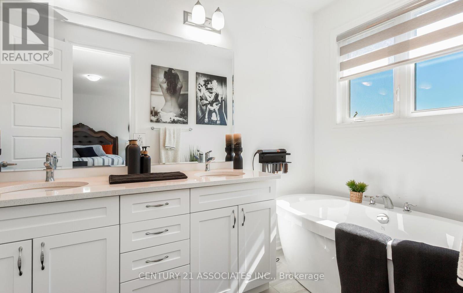 1796 Thames Circle, Milton, Ontario  L9E 1Y9 - Photo 32 - W12488464