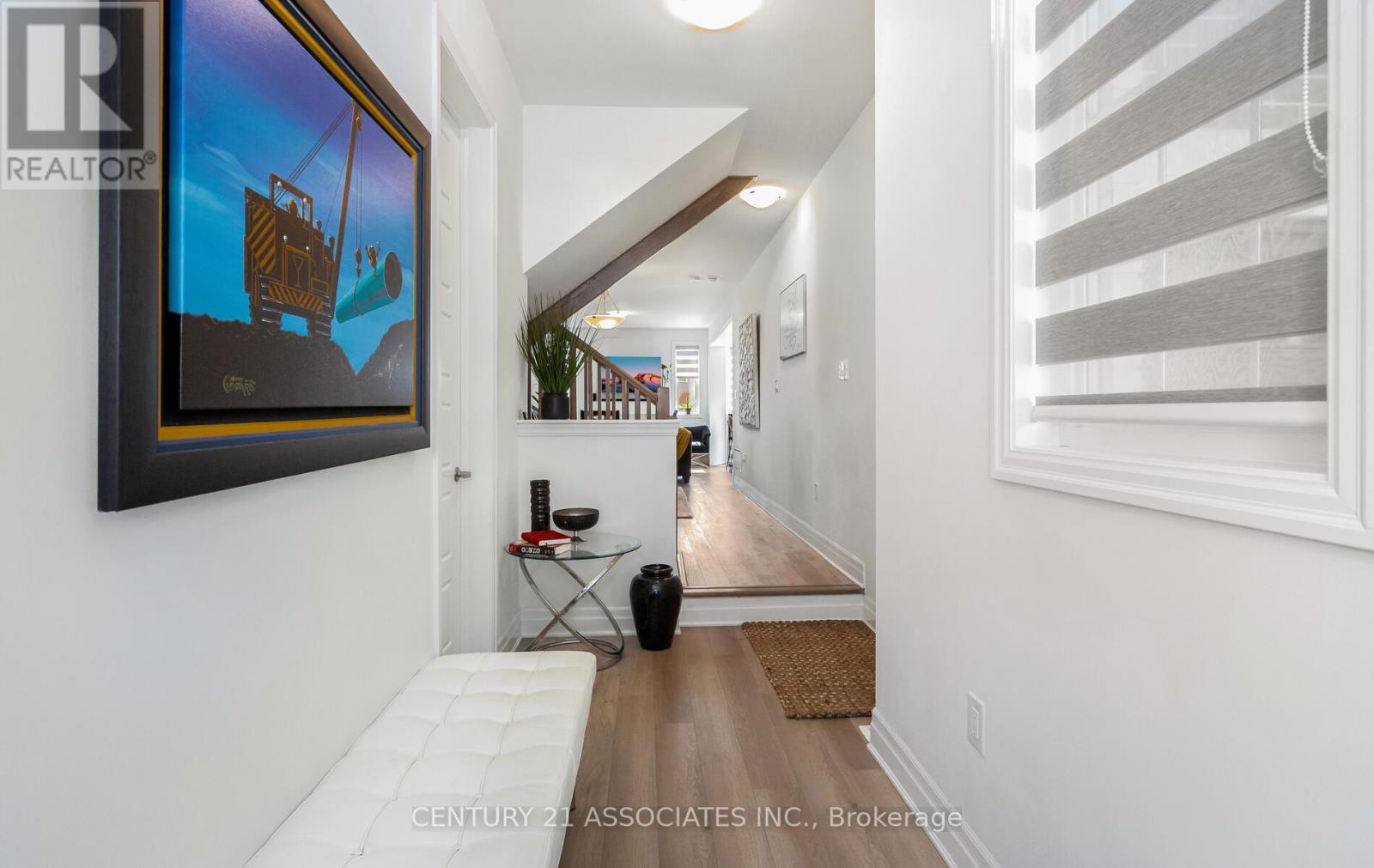 1796 Thames Circle, Milton, Ontario  L9E 1Y9 - Photo 6 - W12488464