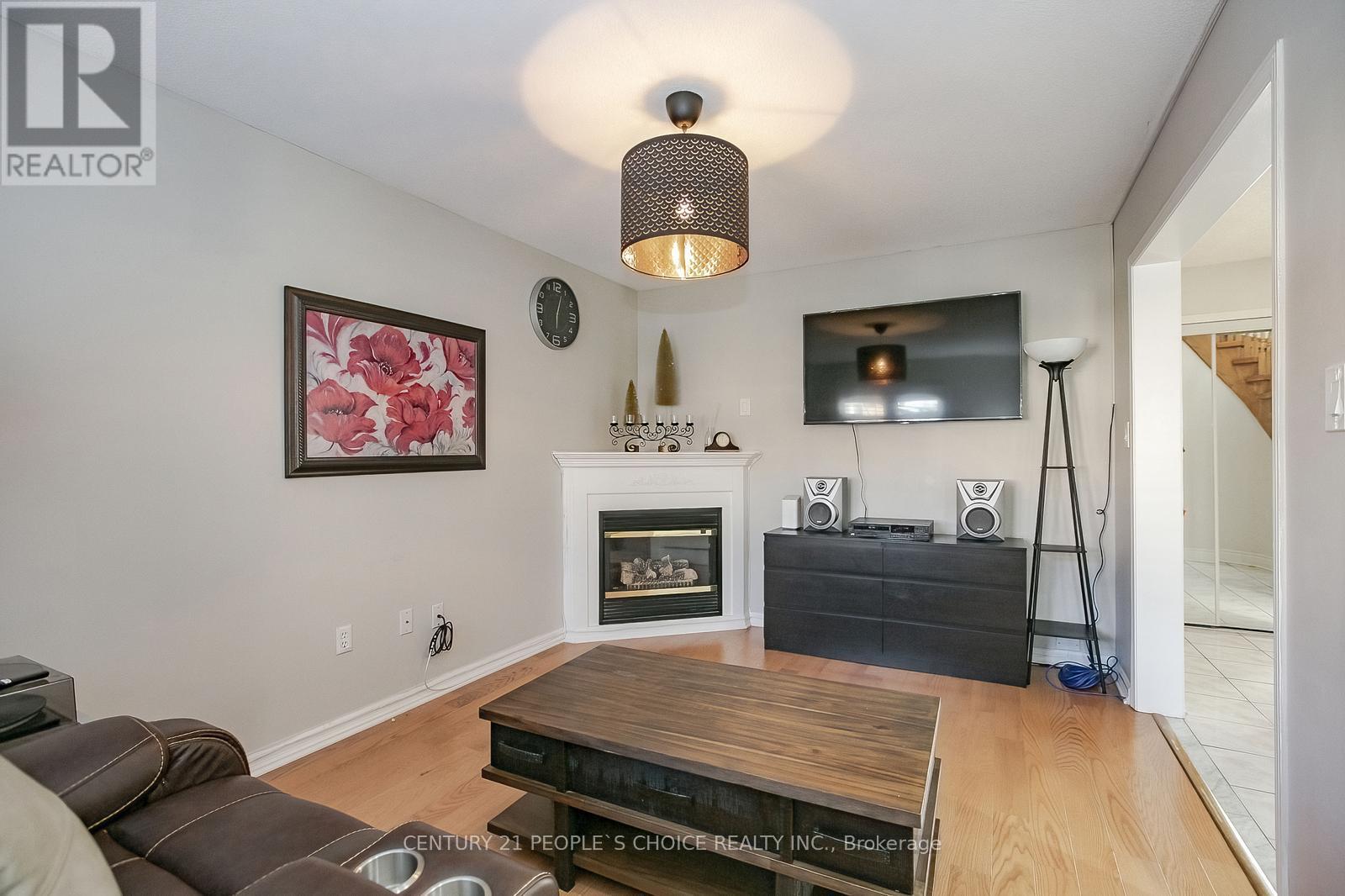 Upper - 75 Letty Avenue, Brampton, Ontario  L6Y 4T1 - Photo 11 - W12488512