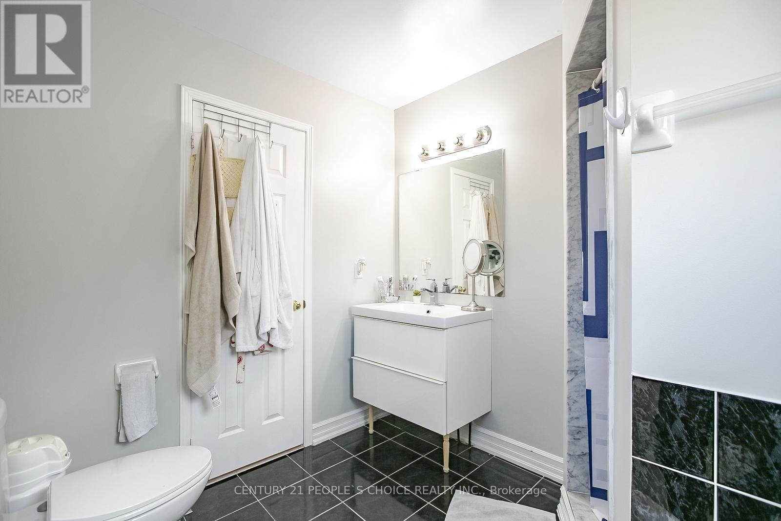 Upper - 75 Letty Avenue, Brampton, Ontario  L6Y 4T1 - Photo 28 - W12488512