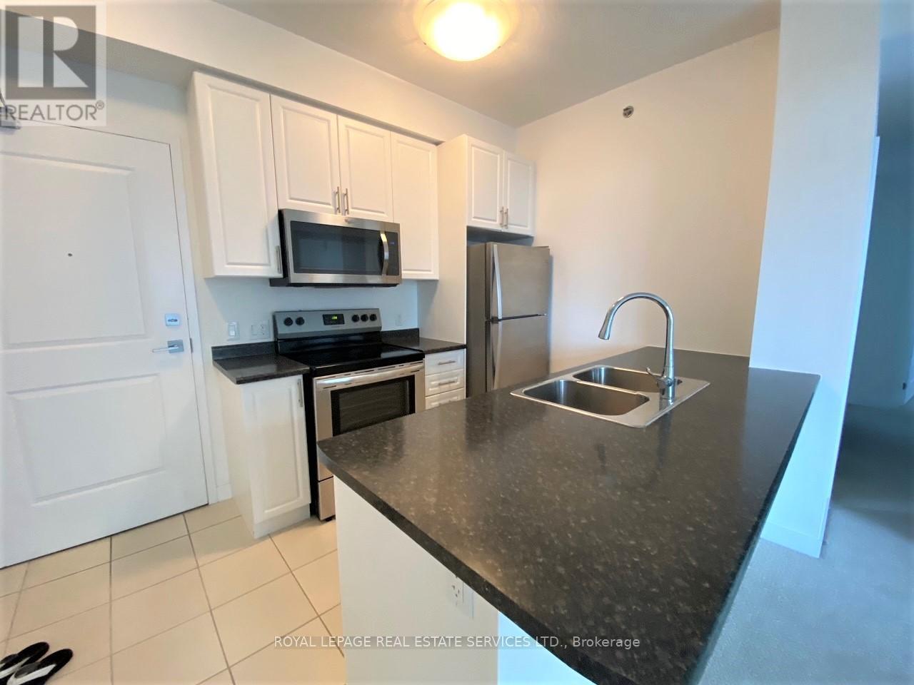 303 - 2490 Old Bronte Road, Oakville, Ontario  L6M 4Y2 - Photo 4 - W12488514