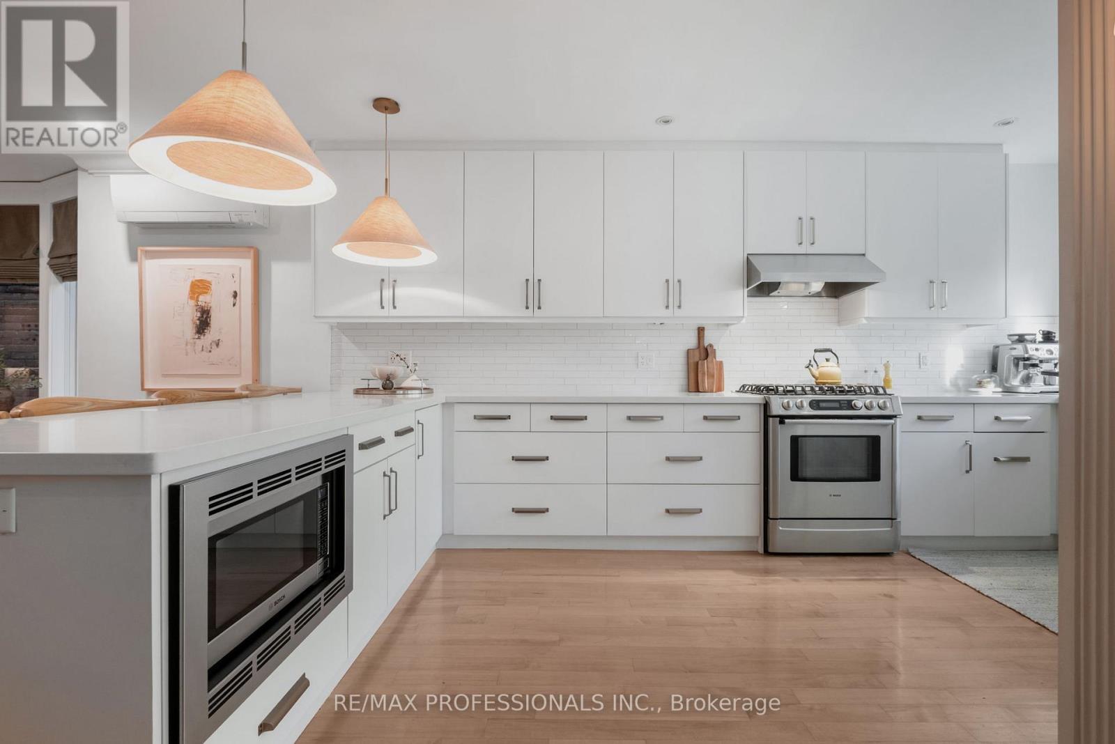 79 Fermanagh Avenue, Toronto, Ontario  M6R 1M1 - Photo 12 - W12488528