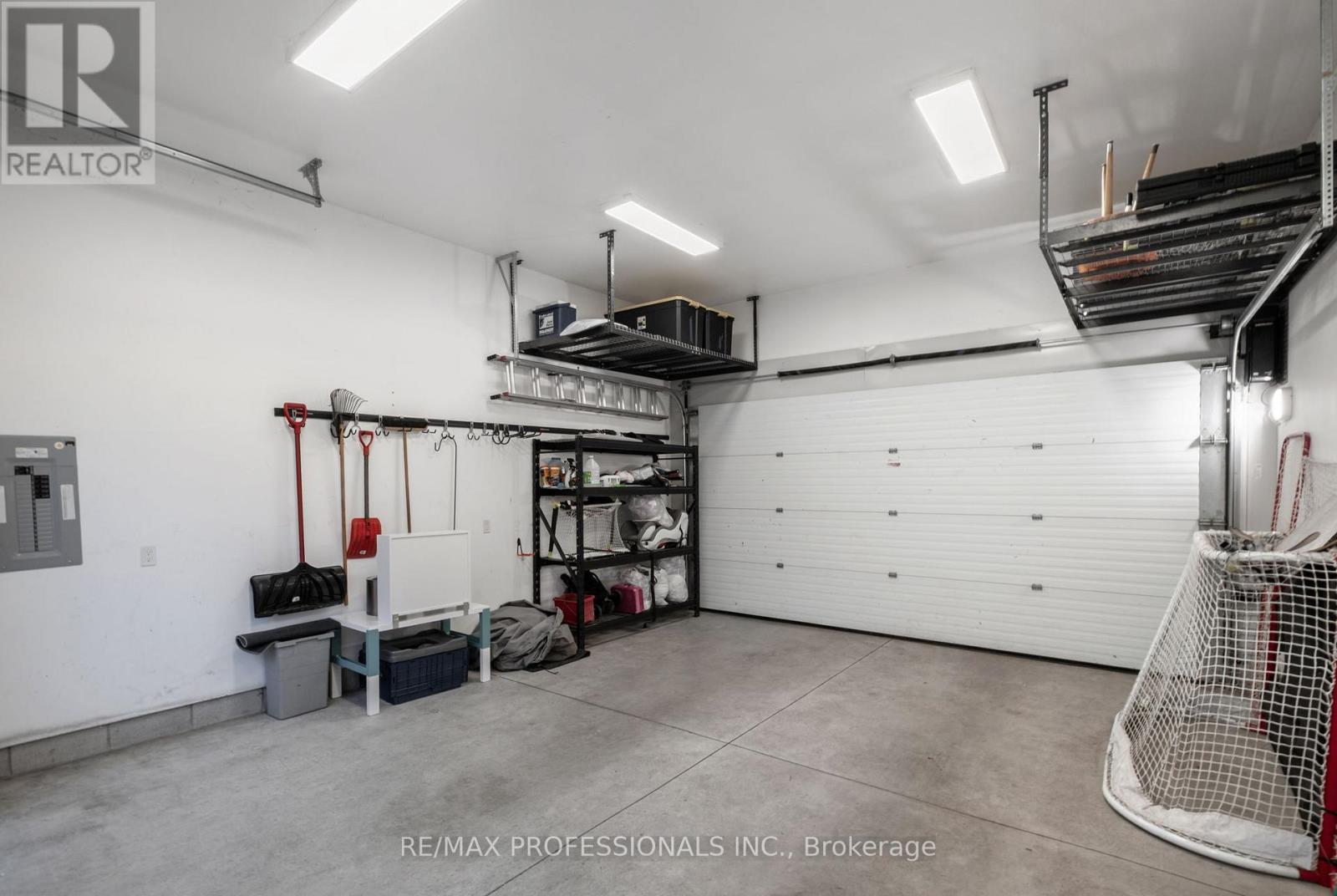 79 Fermanagh Avenue, Toronto, Ontario  M6R 1M1 - Photo 18 - W12488528