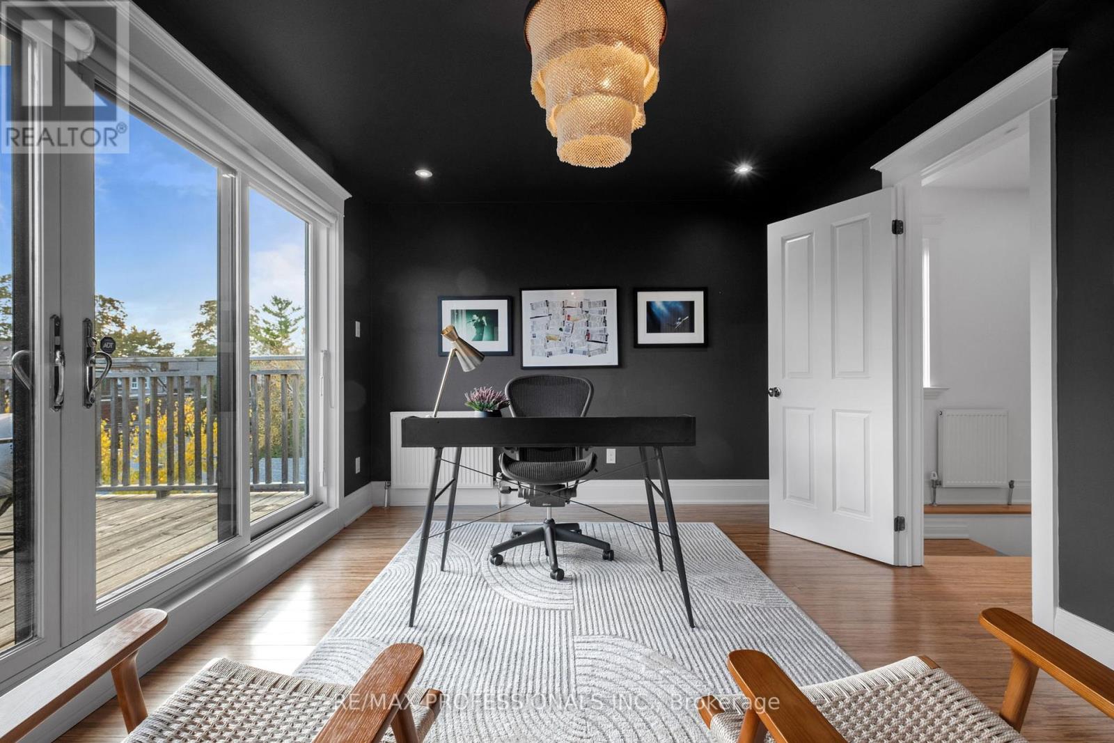 79 Fermanagh Avenue, Toronto, Ontario  M6R 1M1 - Photo 36 - W12488528