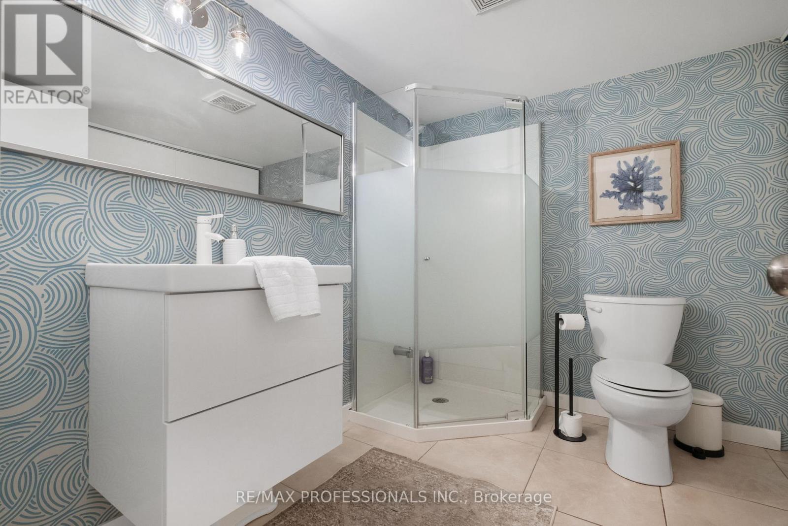 79 Fermanagh Avenue, Toronto, Ontario  M6R 1M1 - Photo 50 - W12488528