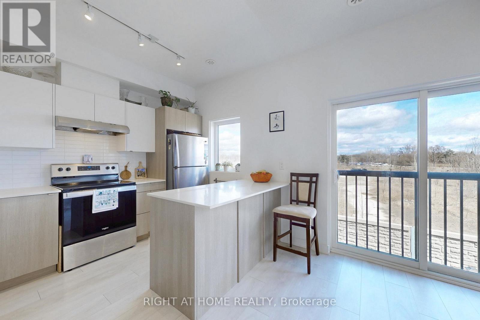 85 - 1121 Cooke Boulevard, Burlington, Ontario  L7T 0C4 - Photo 12 - W12488536