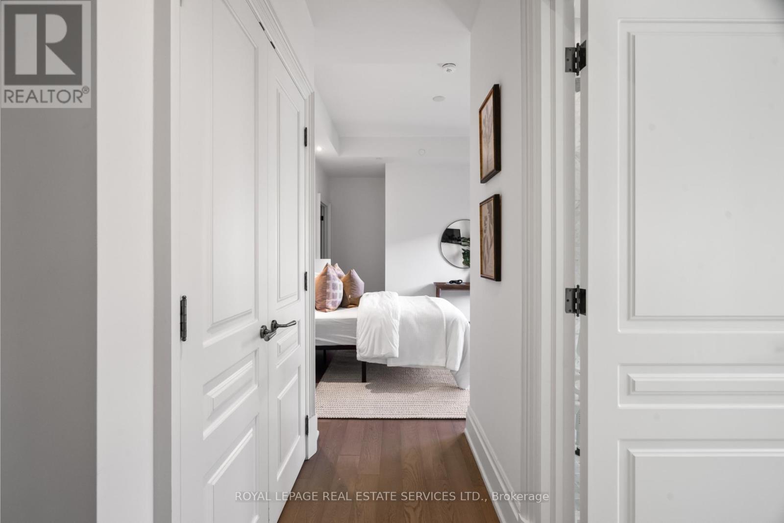 504 - 4 The Kingsway, Toronto, Ontario  M8X 2T1 - Photo 13 - W12488540