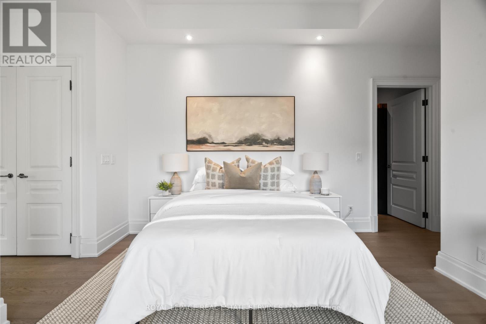 504 - 4 The Kingsway, Toronto, Ontario  M8X 2T1 - Photo 15 - W12488540