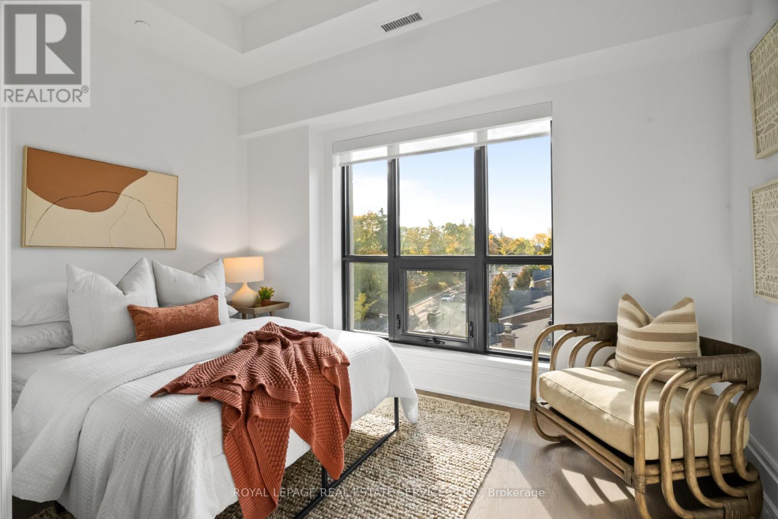 504 - 4 The Kingsway, Toronto, Ontario  M8X 2T1 - Photo 23 - W12488540