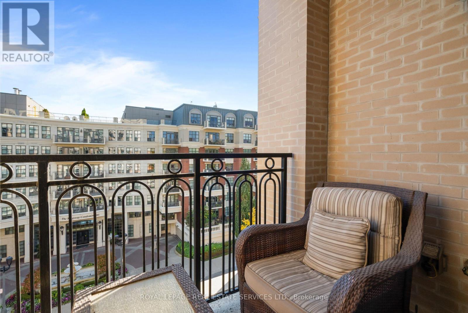 504 - 4 The Kingsway, Toronto, Ontario  M8X 2T1 - Photo 32 - W12488540