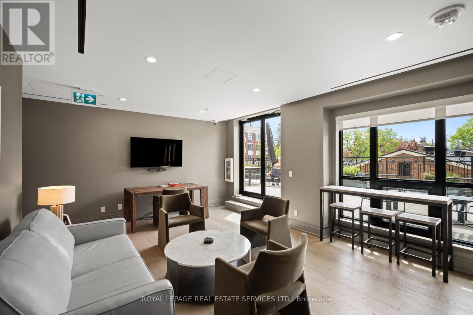 504 - 4 The Kingsway, Toronto, Ontario  M8X 2T1 - Photo 40 - W12488540