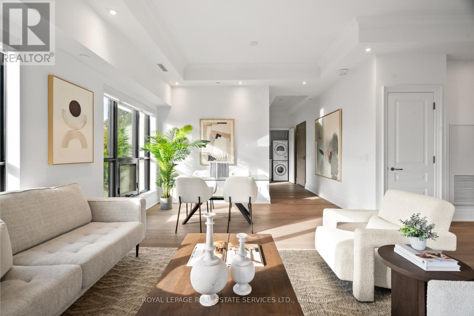 504 - 4 The Kingsway, Toronto, Ontario  M8X 2T1 - Photo 6 - W12488540