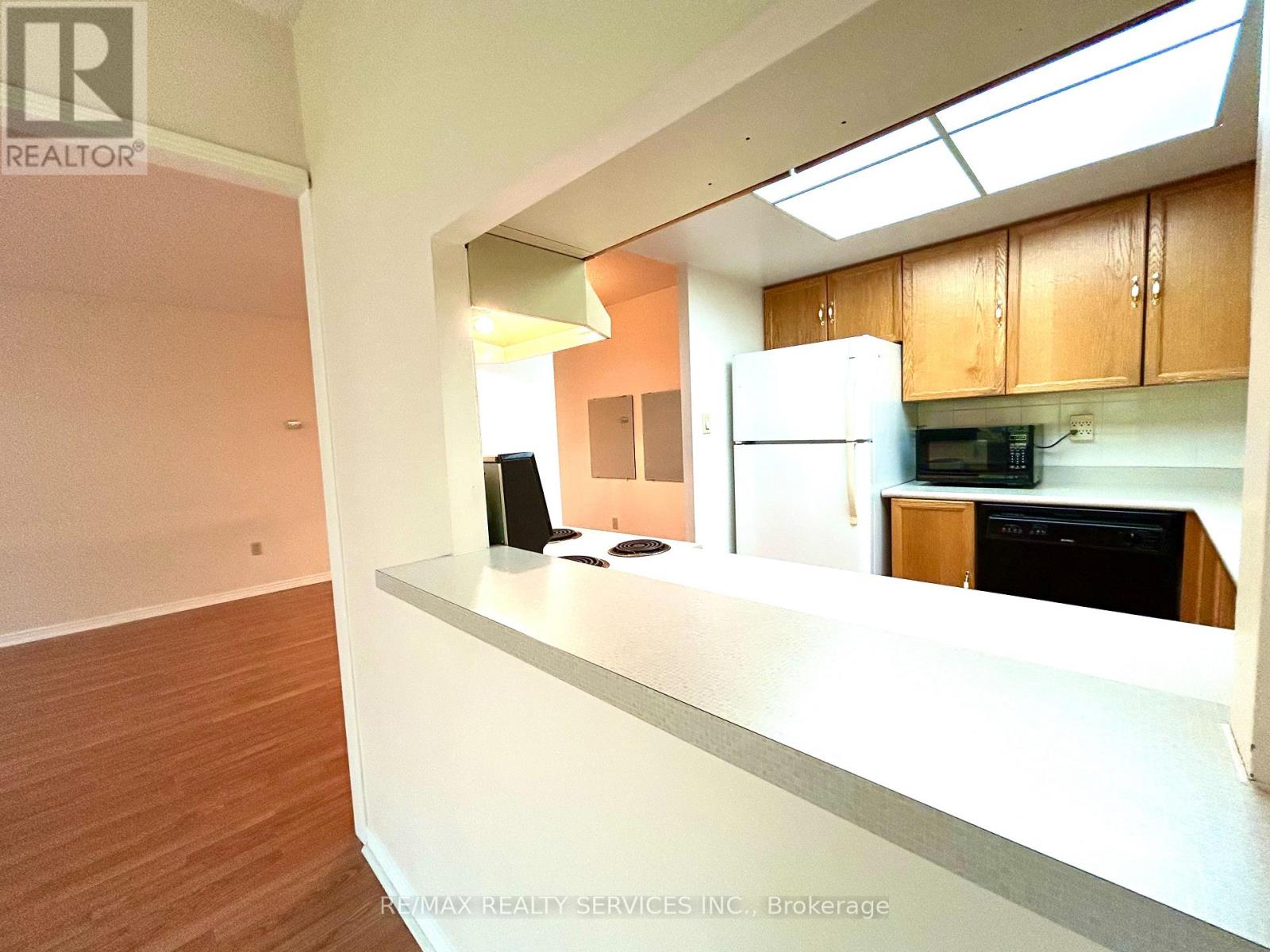 308 - 8351 Mclaughlin Road, Brampton, Ontario  L6Y 4H8 - Photo 10 - W12488592