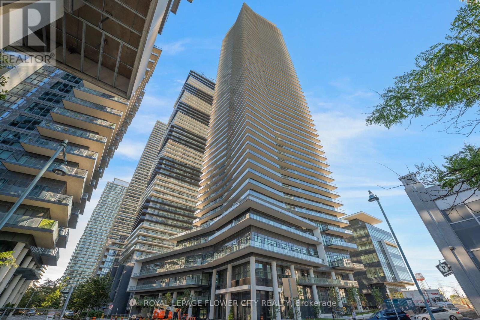 Ph404 - 38 Annie Craig Drive, Toronto, Ontario  M8V 0G9 - Photo 4 - W12488600