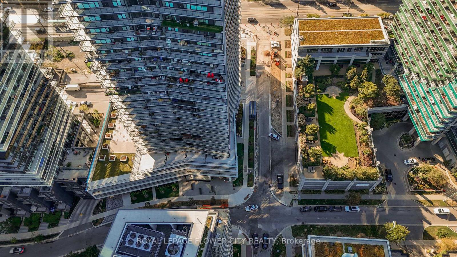 Ph404 - 38 Annie Craig Drive, Toronto, Ontario  M8V 0G9 - Photo 7 - W12488600