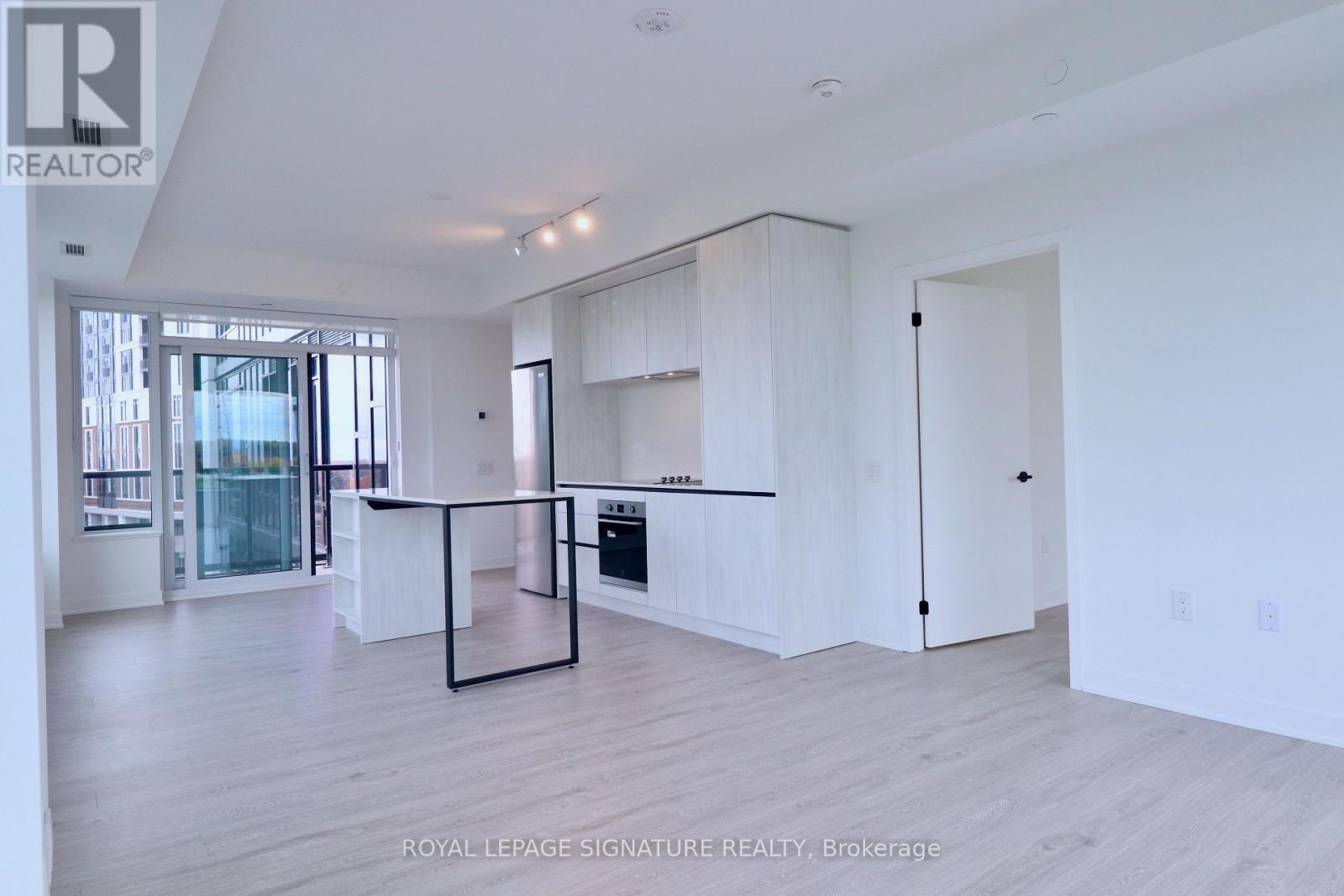 414 - 2495 Eglinton Avenue W, Mississauga, Ontario  L5M 2V8 - Photo 8 - W12488602