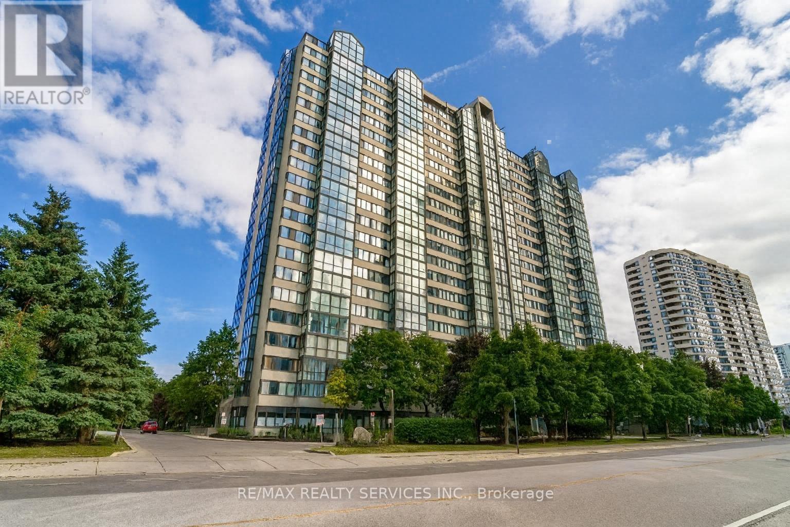 1107 - 350 Webb Drive, Mississauga, Ontario  L5B 3W4 - Photo 1 - W12488620