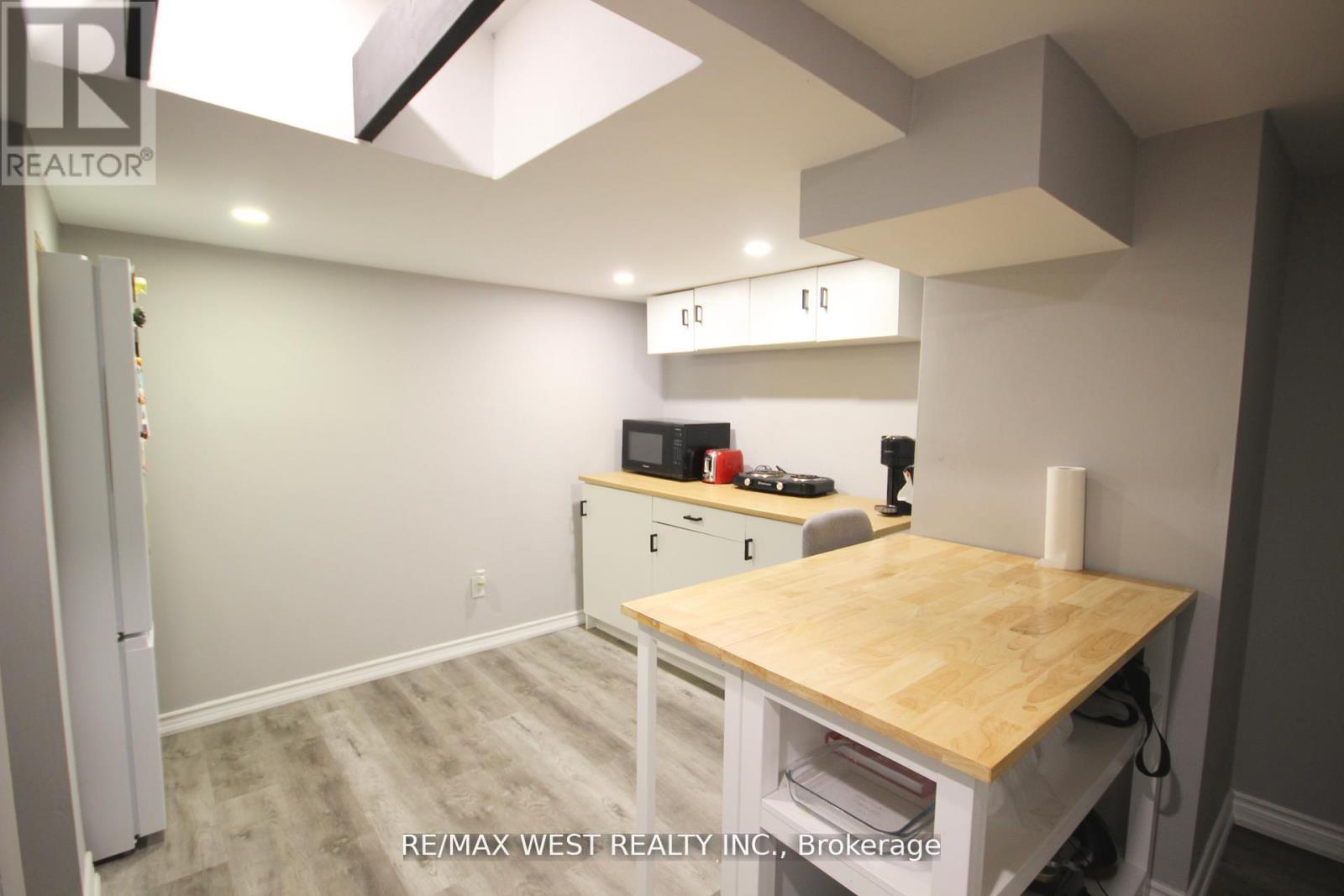 7374 Black Walnut Trail, Mississauga, Ontario  L5N 7L8 - Photo 42 - W12488624