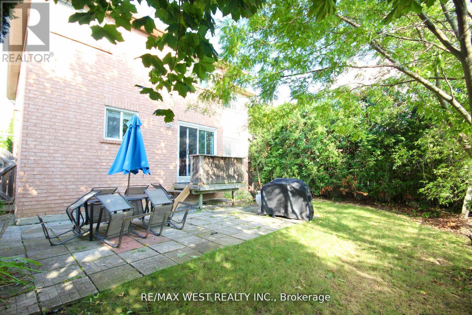 7374 Black Walnut Trail, Mississauga, Ontario  L5N 7L8 - Photo 48 - W12488624