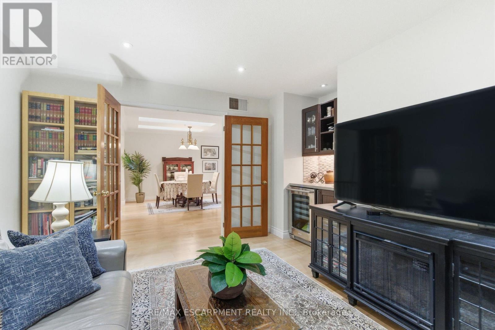 48 - 5255 Lakeshore Road, Burlington, Ontario  L7L 5X9 - Photo 20 - W12488638