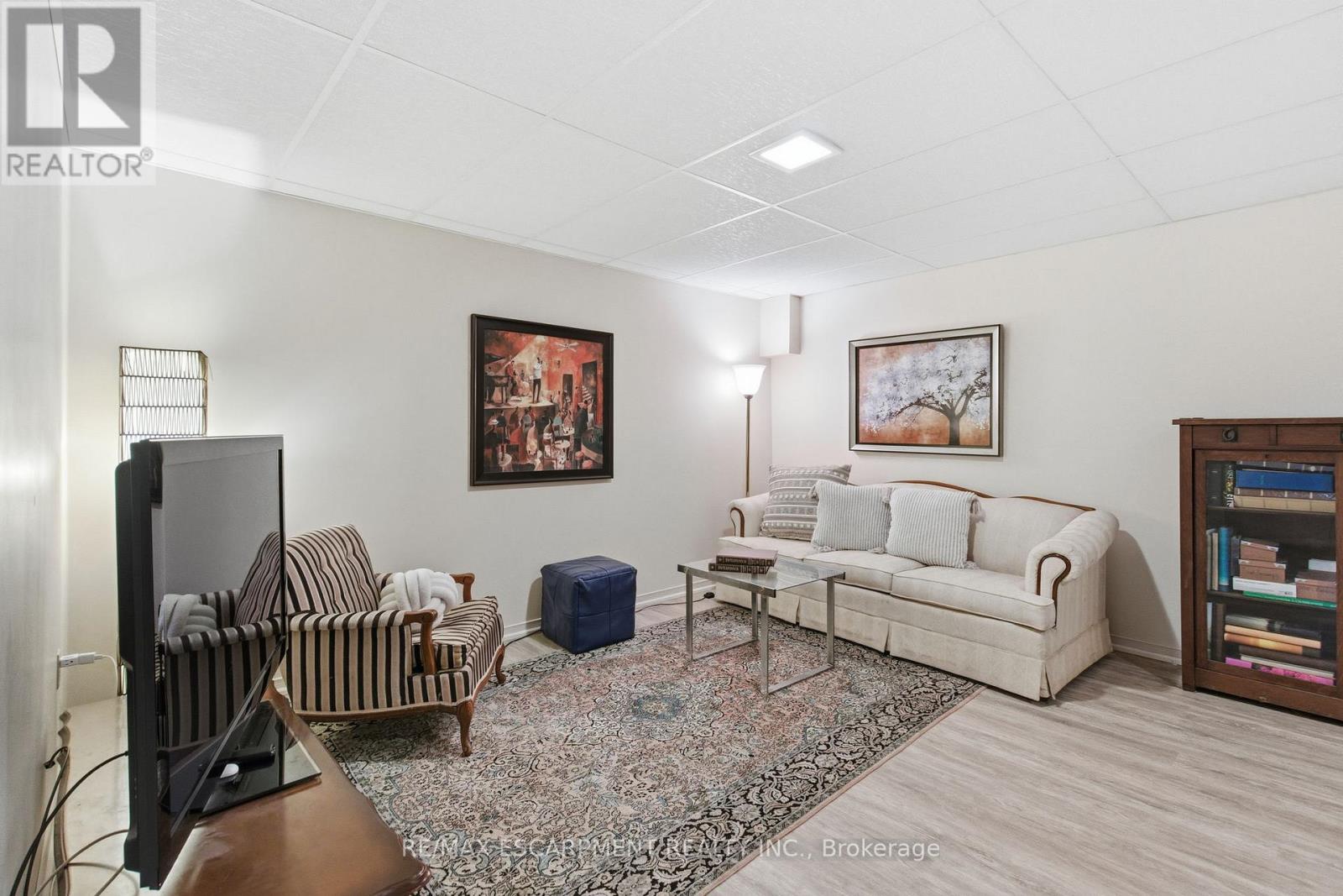 48 - 5255 Lakeshore Road, Burlington, Ontario  L7L 5X9 - Photo 33 - W12488638