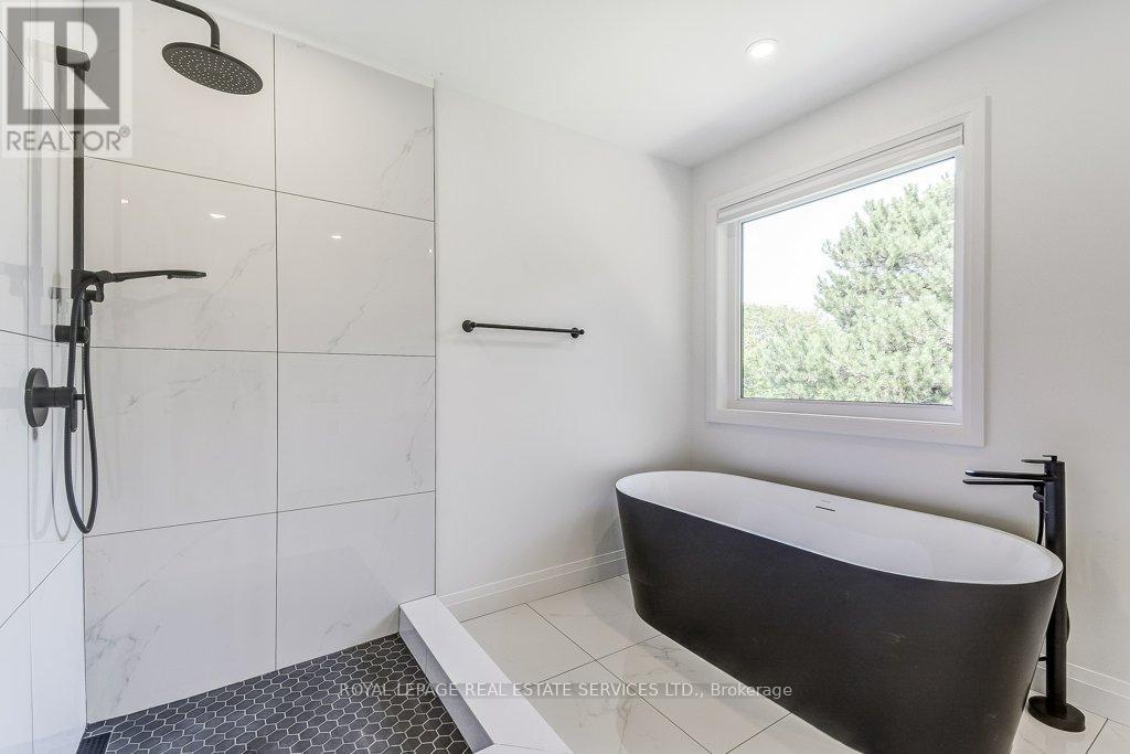 1217 Oxford Avenue, Oakville, Ontario  L6H 1S4 - Photo 26 - W12488644