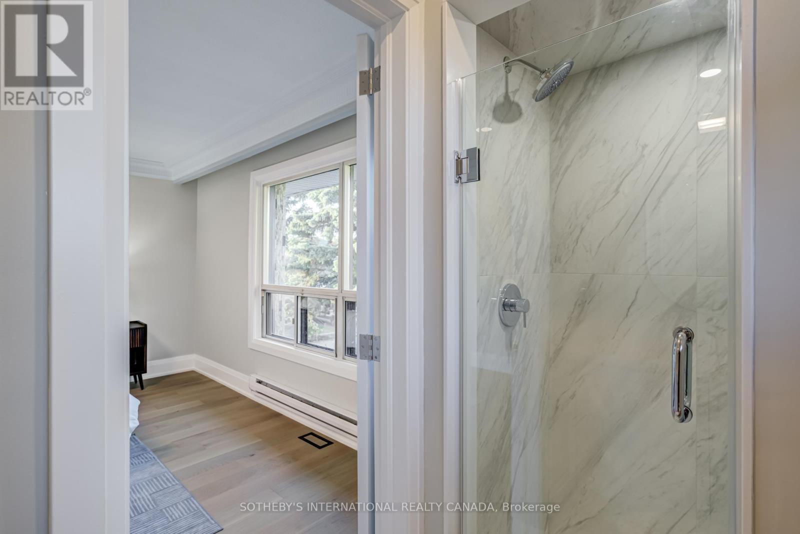 34 Euphrasia Drive, Toronto, Ontario  M6B 3V9 - Photo 27 - W12488660