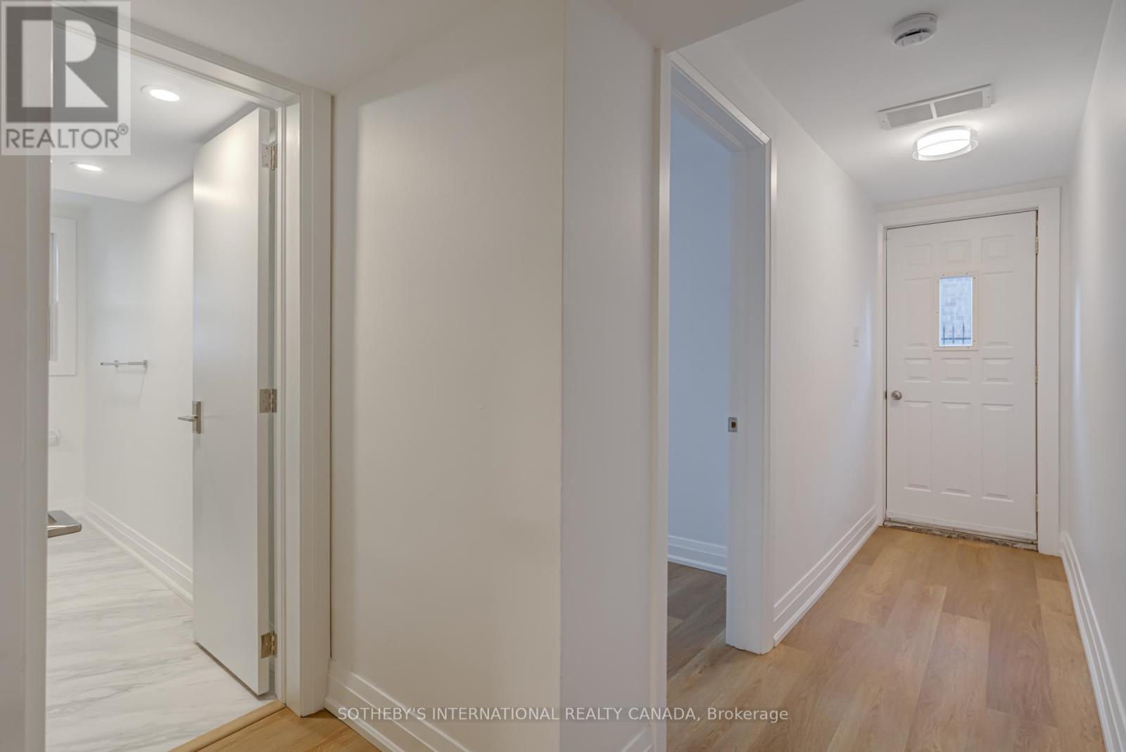 34 Euphrasia Drive, Toronto, Ontario  M6B 3V9 - Photo 35 - W12488660