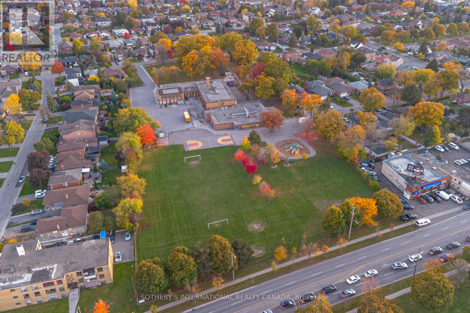 34 Euphrasia Drive, Toronto, Ontario  M6B 3V9 - Photo 49 - W12488660