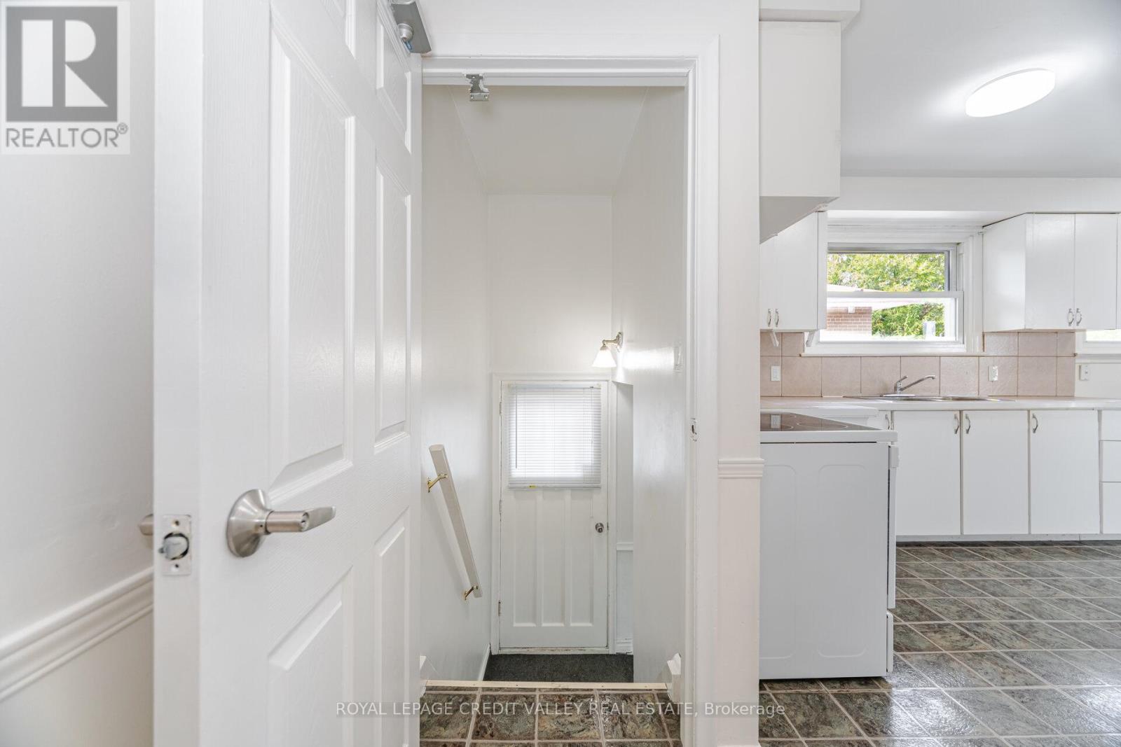 36 Autumn Boulevard, Brampton, Ontario  L6T 2V9 - Photo 20 - W12488674