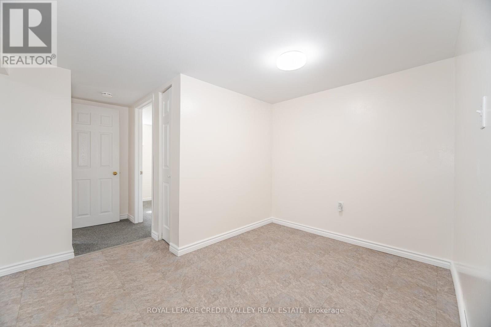 36 Autumn Boulevard, Brampton, Ontario  L6T 2V9 - Photo 28 - W12488674