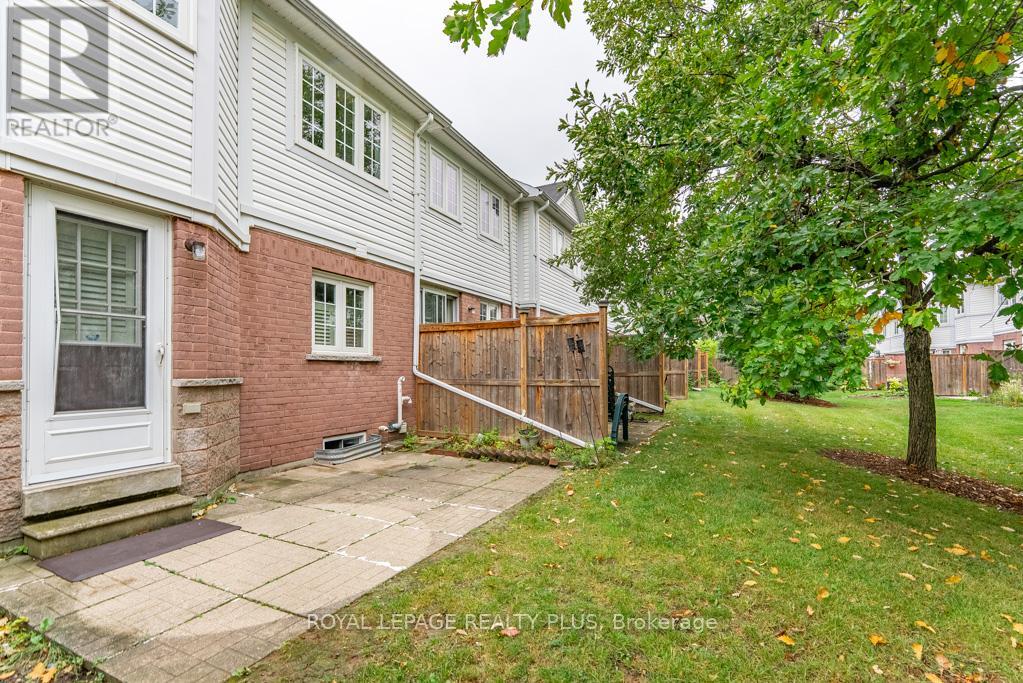 69 - 6830 Meadowvale Town Centre, Mississauga, Ontario  L5N 7T5 - Photo 31 - W12488688