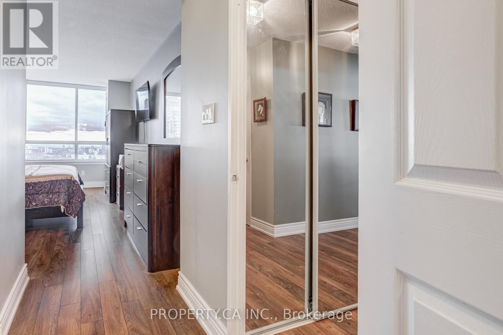 2210 - 3605 Kariya Drive, Mississauga, Ontario  L5B 3J4 - Photo 15 - W12488690