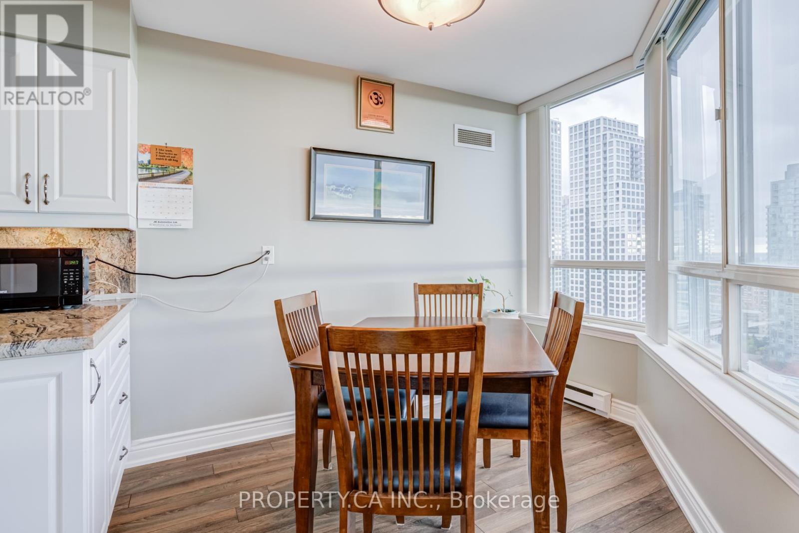 2210 - 3605 Kariya Drive, Mississauga, Ontario  L5B 3J4 - Photo 6 - W12488690