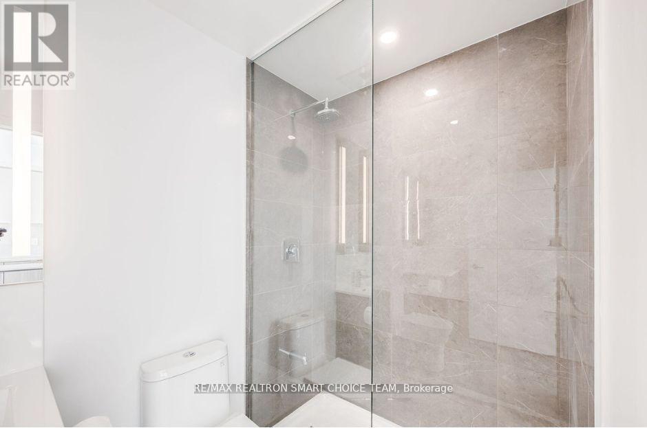 1316 - 220 Missinnihe Way, Mississauga, Ontario  L5H 0A9 - Photo 16 - W12488704