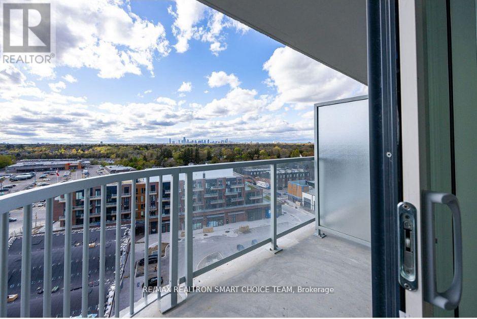 1316 - 220 Missinnihe Way, Mississauga, Ontario  L5H 0A9 - Photo 19 - W12488704