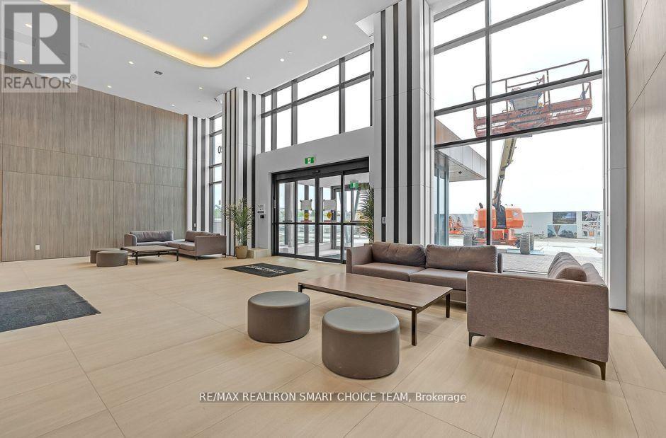 1316 - 220 Missinnihe Way, Mississauga, Ontario  L5H 0A9 - Photo 4 - W12488704