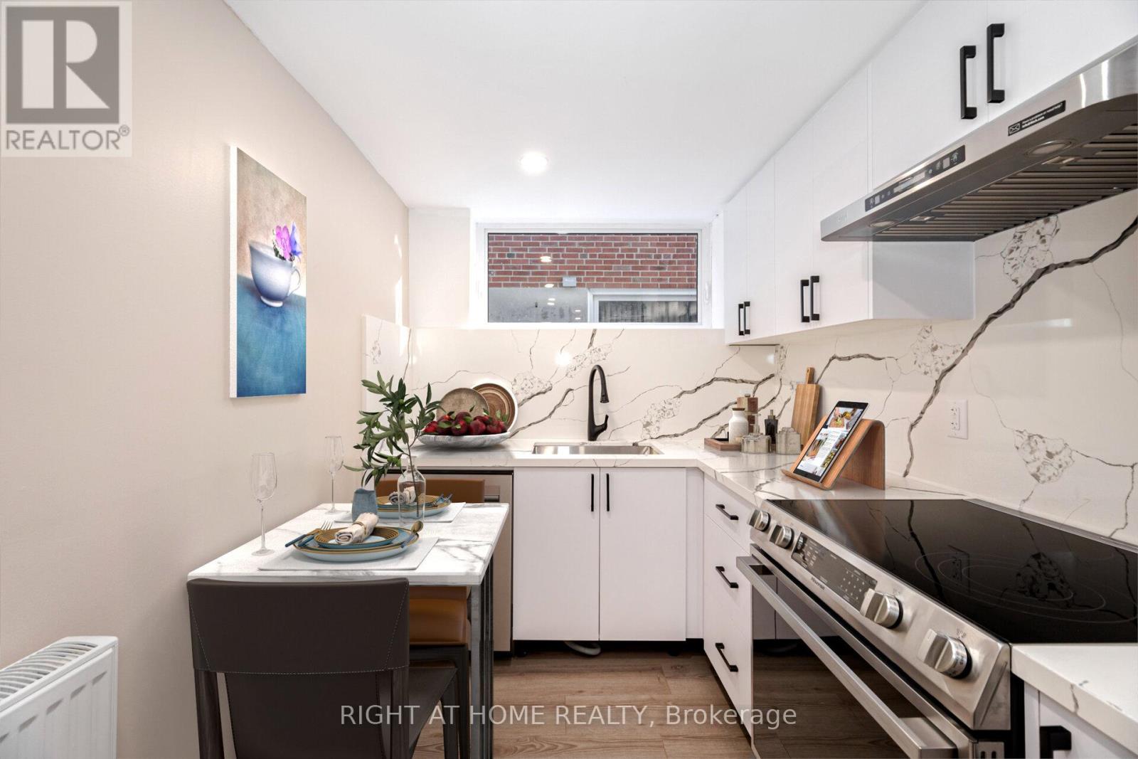 25 Templar Drive, Toronto, Ontario  M9R 3C6 - Photo 34 - W12488736