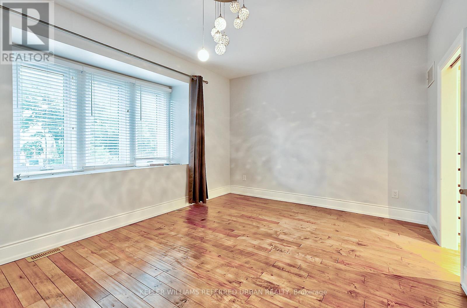 A - 48 Lansdowne Avenue, Toronto, Ontario  M6K 2V8 - Photo 18 - W12488740