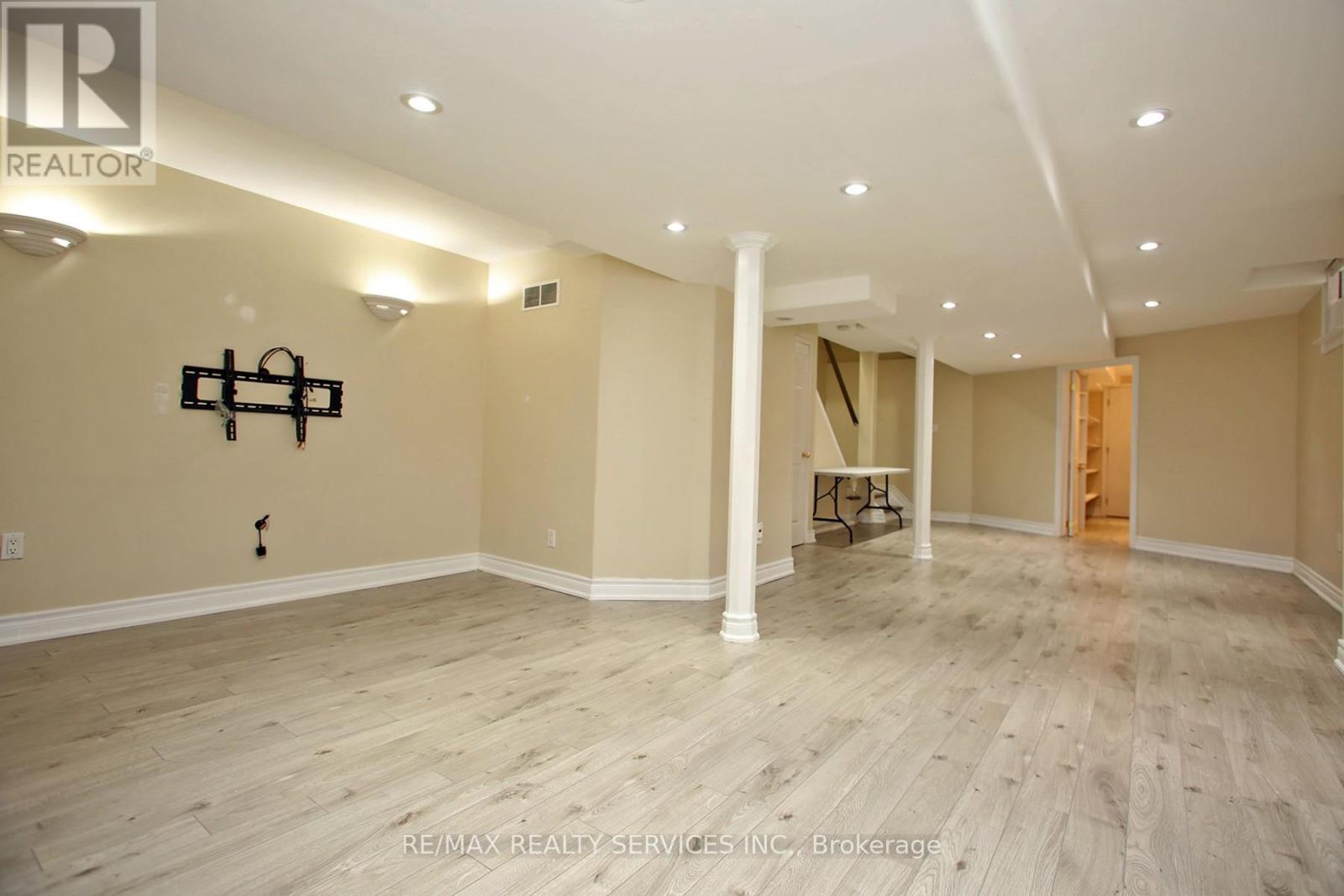 5606 Cosmic Crescent, Mississauga, Ontario  L4Z 3N7 - Photo 20 - W12488748