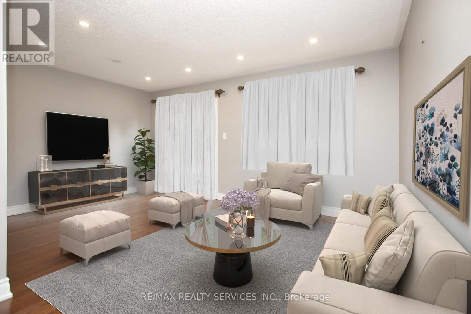 5606 Cosmic Crescent, Mississauga, Ontario  L4Z 3N7 - Photo 4 - W12488748