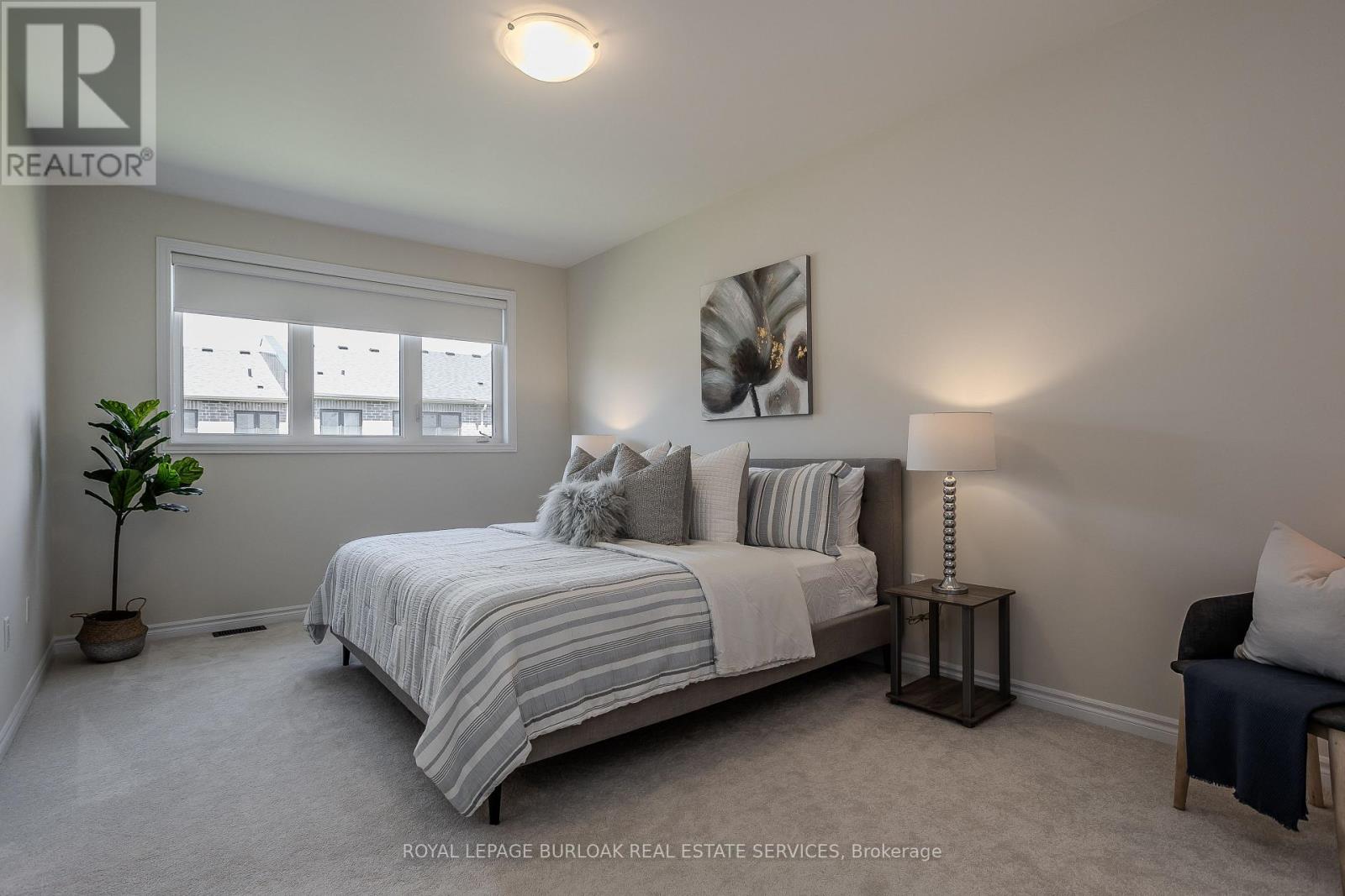 1407 Oakmont Common, Burlington, Ontario  L7P 0V8 - Photo 15 - W12488750