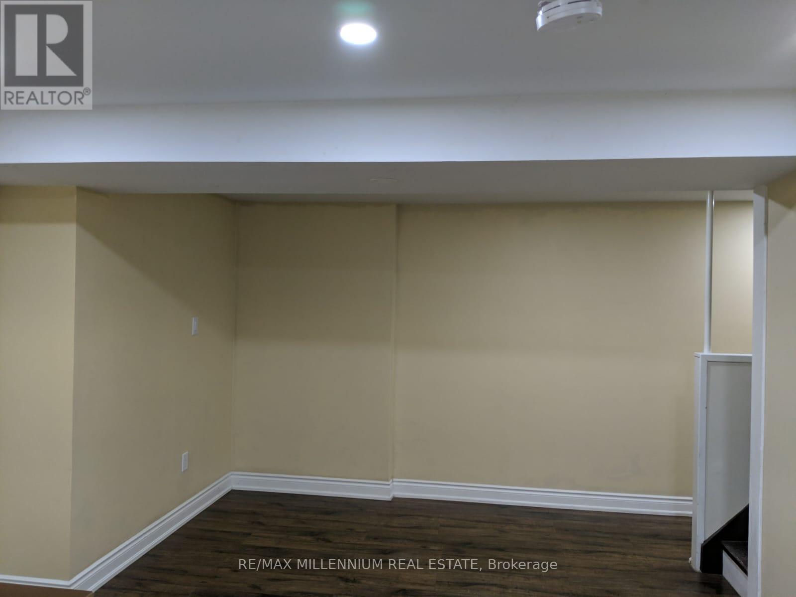 Bsmt - 18 Junewood Crescent, Brampton, Ontario  L6S 3T6 - Photo 5 - W12488752