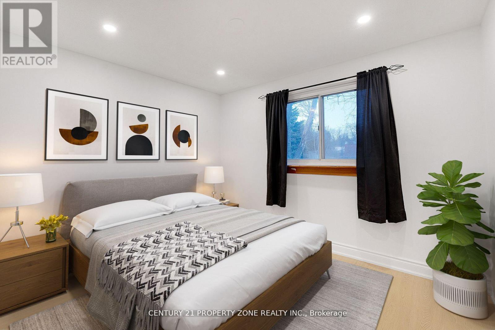 96 Centre Street N, Brampton, Ontario  L6V 2Z3 - Photo 6 - W12488756