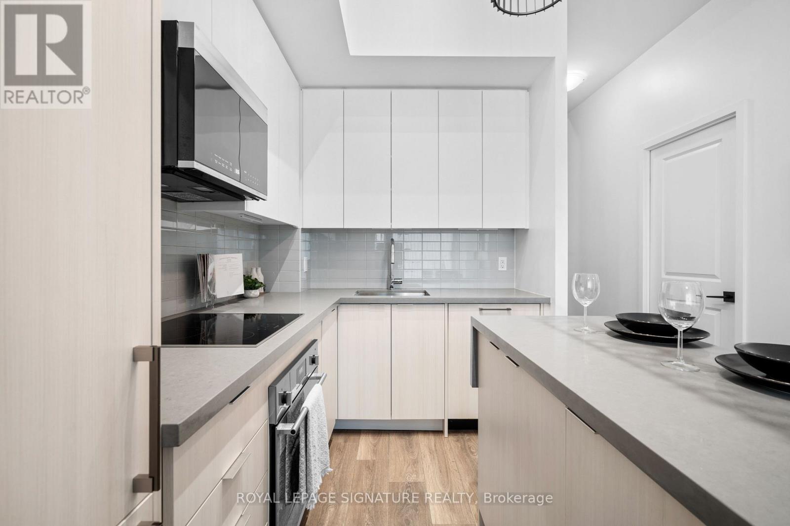 367 - 2481 Taunton Road, Oakville, Ontario  L6H 3R7 - Photo 8 - W12488772