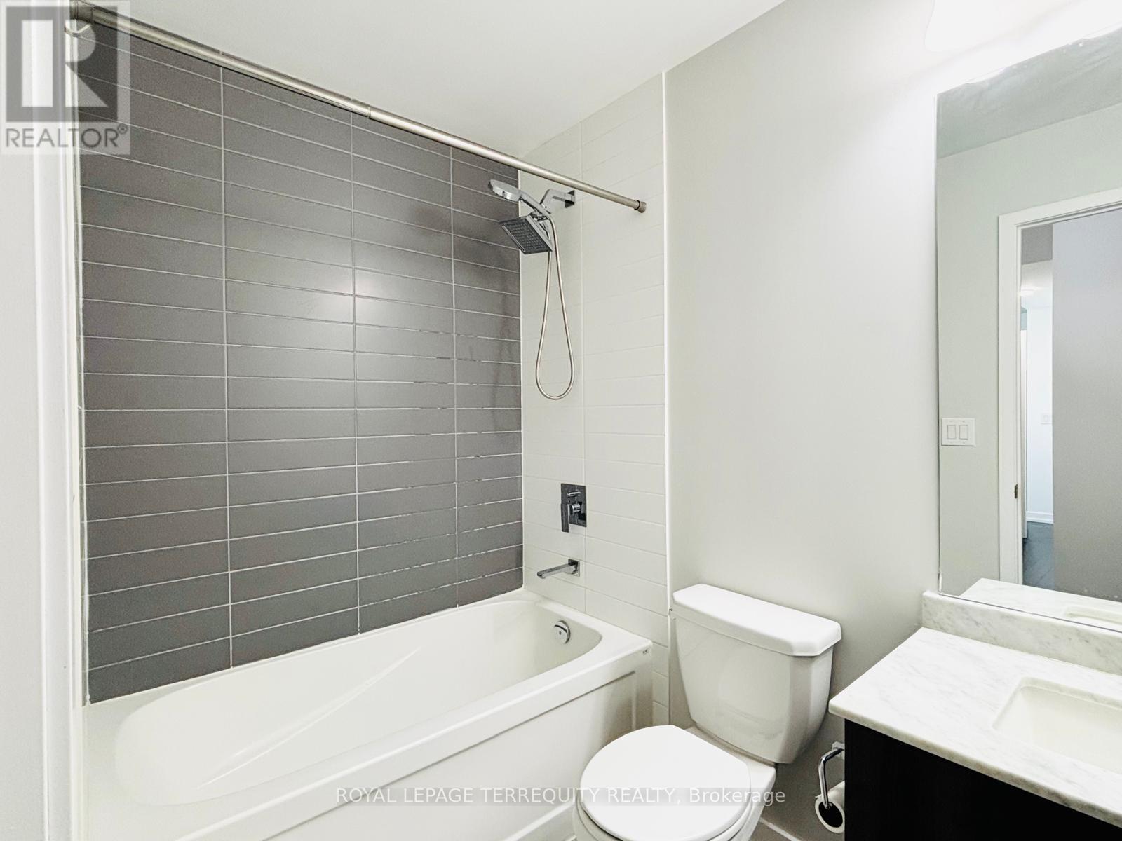 4302 - 4011 Brickstone Mews, Mississauga, Ontario  L5B 0J7 - Photo 8 - W12488776